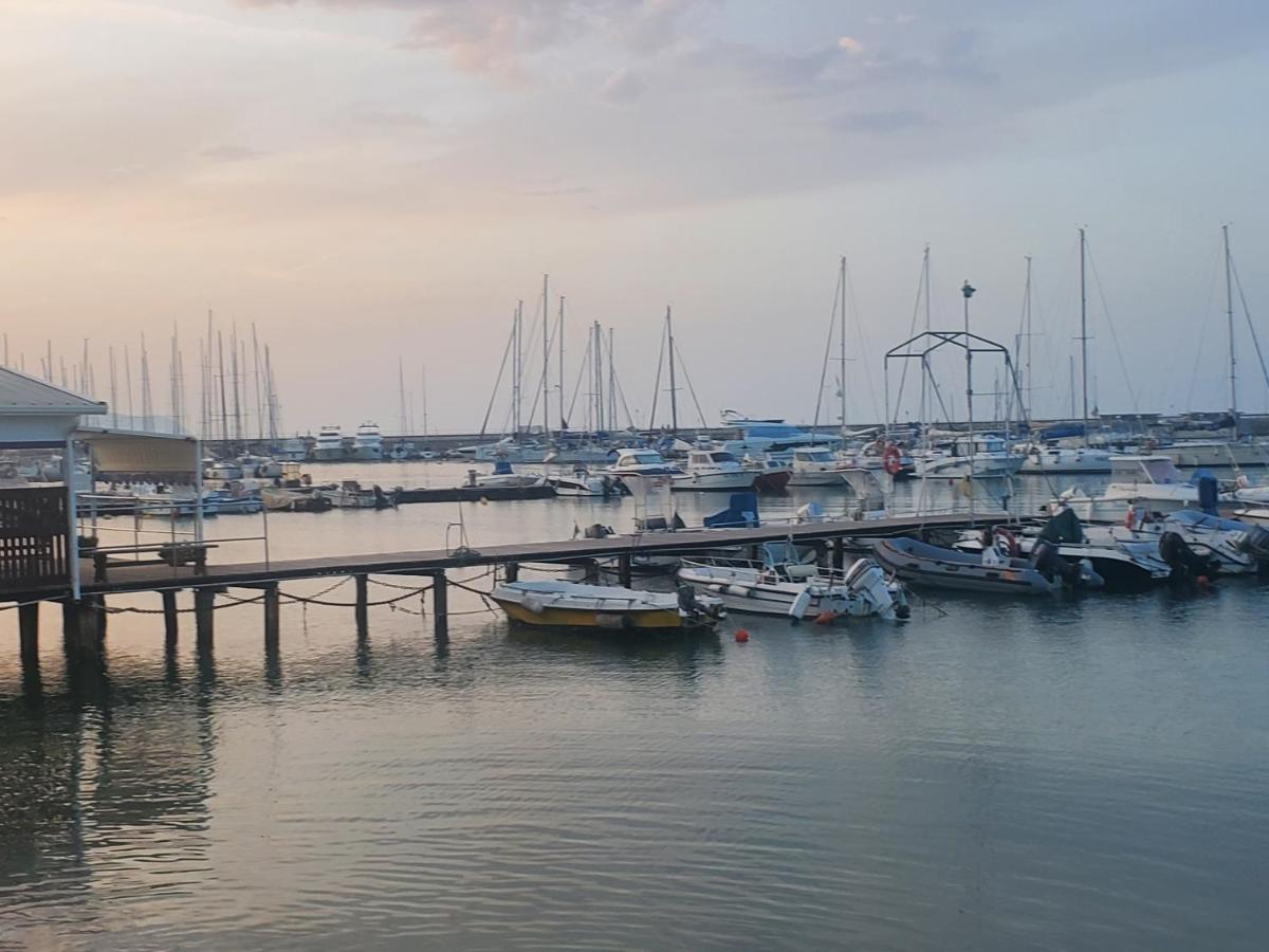 B&B Lido Apartament 10A Civitanova Marche Dış mekan fotoğraf